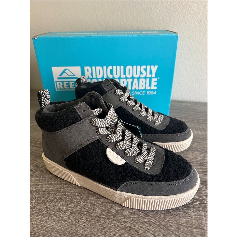 REEF Lay Day Hi Raven Cozy Hidden Wedge Sneakers Black Sherpa Women’s 7 NIB